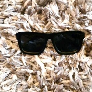 AUTHENTIC LOUIS VUITTON SUNGLASSES Z1187E